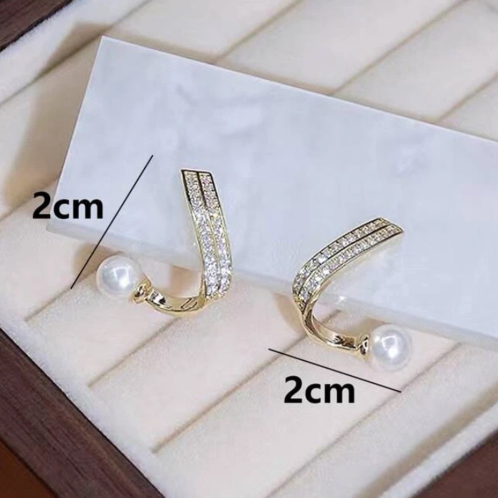 3/$15 Earrings - Picture 4 of 4